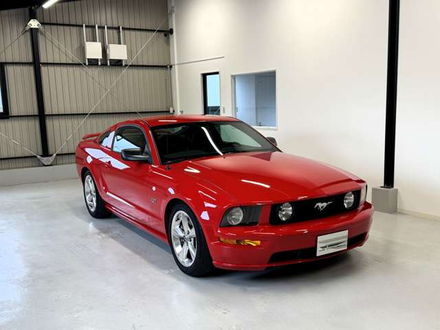 2007 Ford Mustang – thumbnail 3