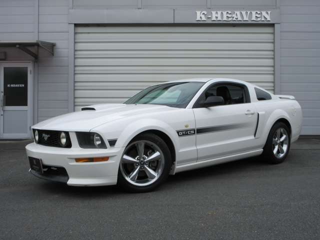 2008 Ford Mustang – thumbnail 2