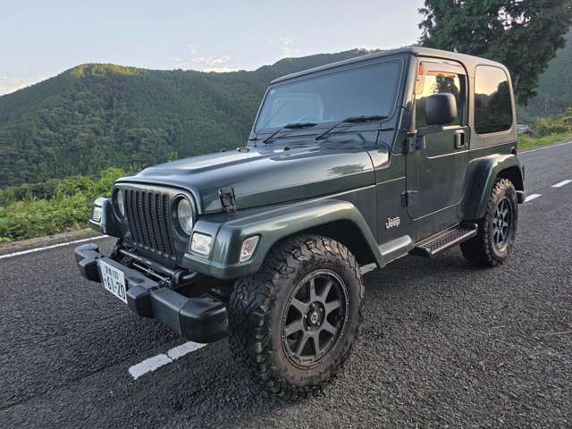 2004 Jeep Wrangler – thumbnail 2