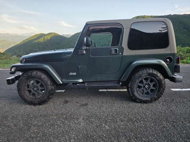 2004 Jeep Wrangler – thumbnail 3