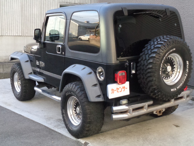 2005 Jeep Wrangler – thumbnail 2