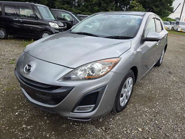 2010 Mazda Axela Sport – thumbnail 3