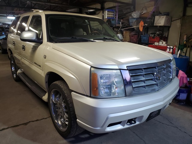 2004 Cadillac Escalade