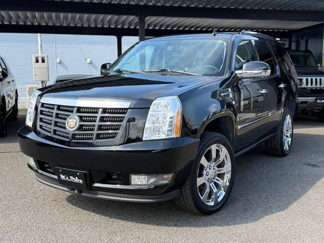 2008 Cadillac Escalade – thumbnail 2