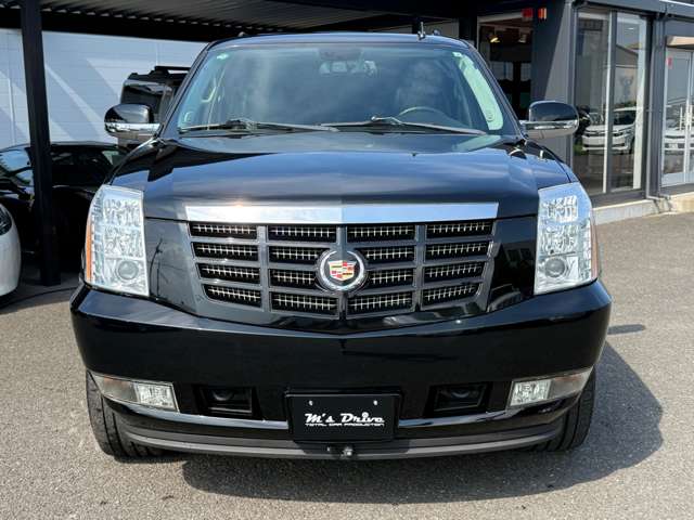 2008 Cadillac Escalade – thumbnail 3