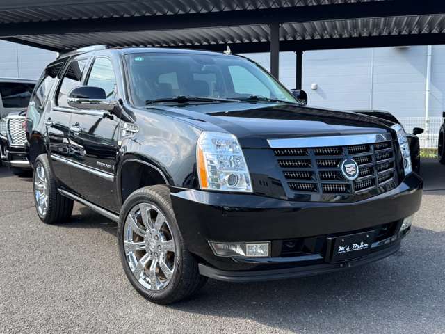 2008 Cadillac Escalade – thumbnail 4