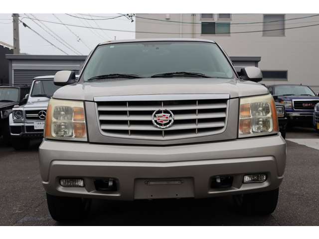 2006 Cadillac Escalade – thumbnail 2