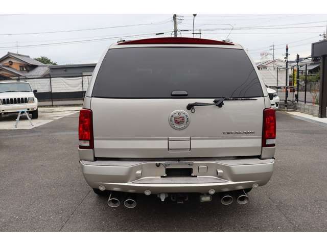 2006 Cadillac Escalade – thumbnail 3