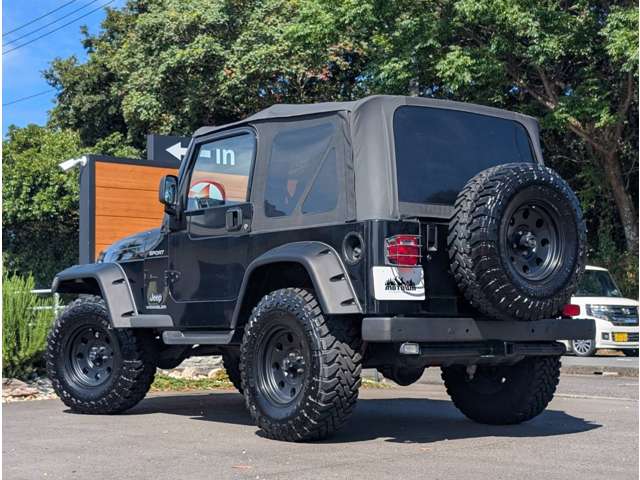 2003 Jeep Wrangler – thumbnail 4
