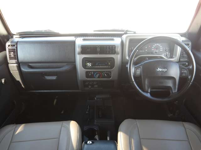 2006 Jeep Wrangler – thumbnail 2