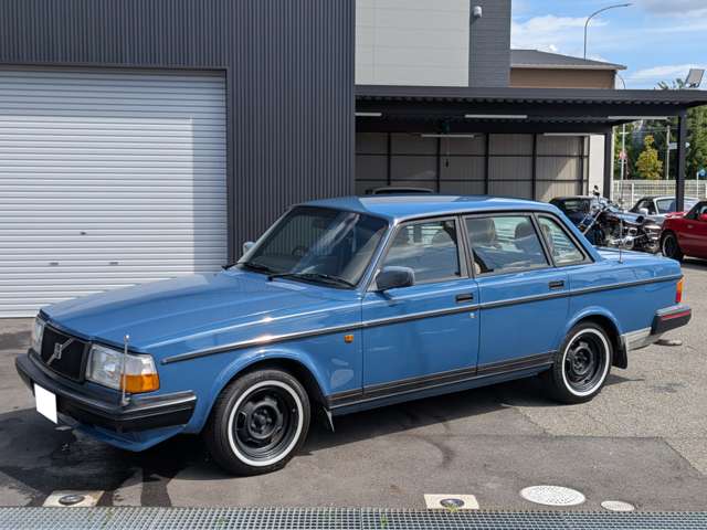 1994 Volvo 240 – thumbnail 2