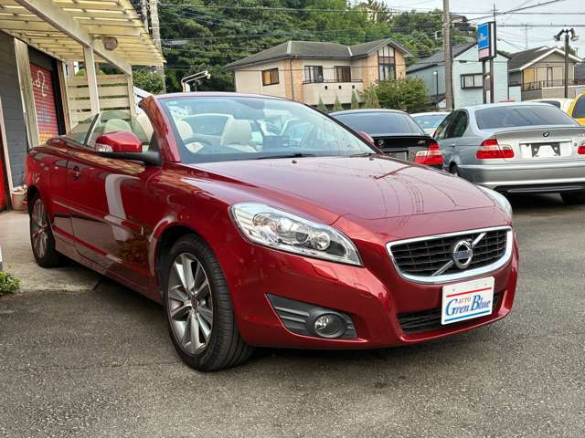 2010 Volvo C70 Cabriolet – thumbnail 3