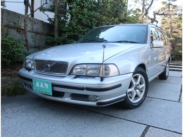 2000 Volvo V70