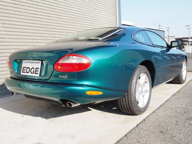 1996 Jaguar XK Series Coupe – thumbnail 4