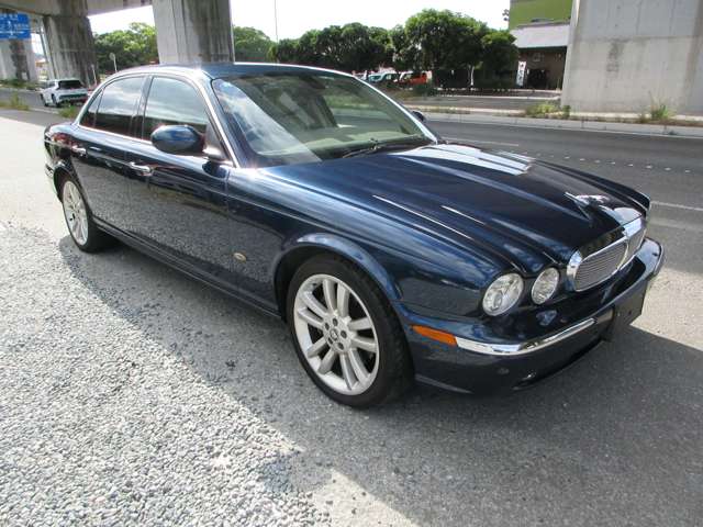 2007 Jaguar XJ – thumbnail 3