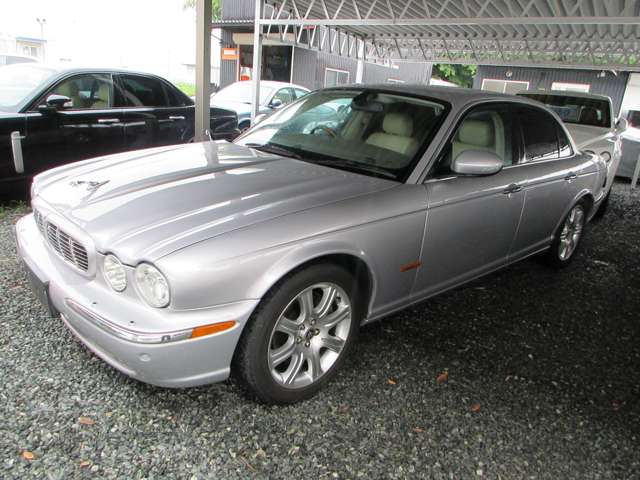 2005 Jaguar XJ – thumbnail 3