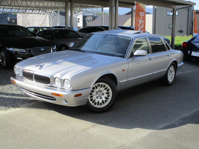 2003 Jaguar XJ