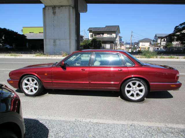 2003 Jaguar XJ – thumbnail 4