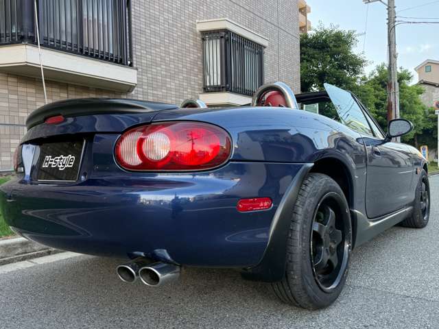 2000 Mazda Roadster – thumbnail 2