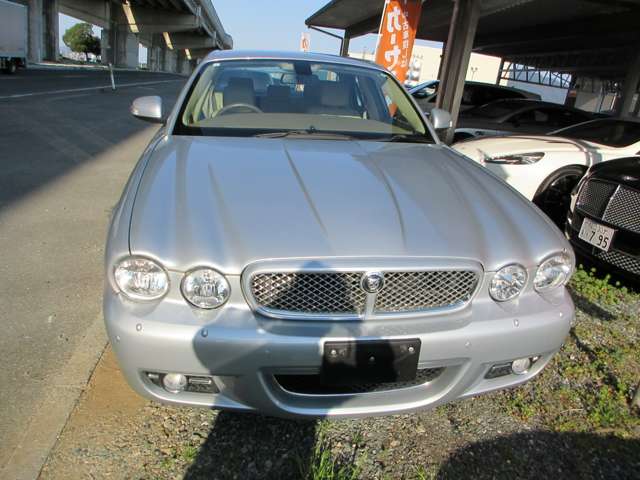 2009 Jaguar XJ – thumbnail 2