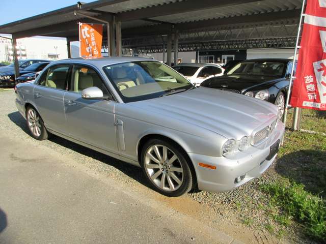 2009 Jaguar XJ – thumbnail 4