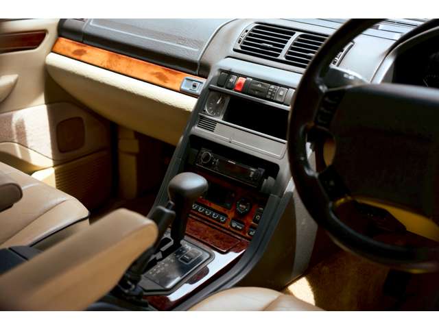 1997 Land Rover Range Rover – thumbnail 2