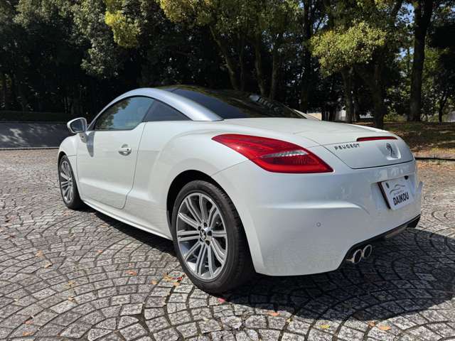 2011 Peugeot RCZ – thumbnail 4