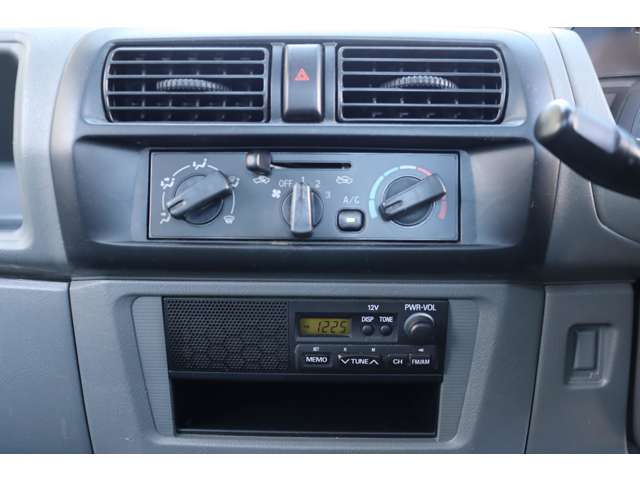 2007 Nissan Clipper Truck – thumbnail 3