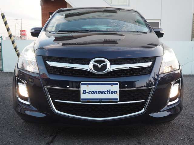 2009 Mazda MPV – thumbnail 4