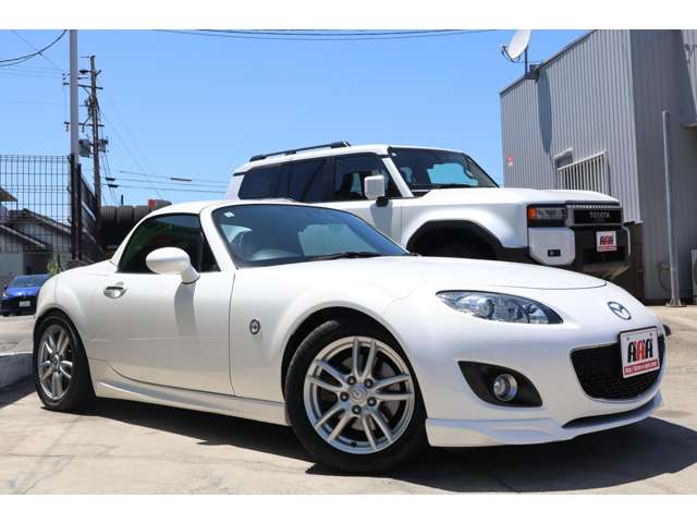 2011 Mazda Roadster – thumbnail 2