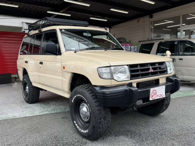 1998 Mitsubishi Pajero – thumbnail 3