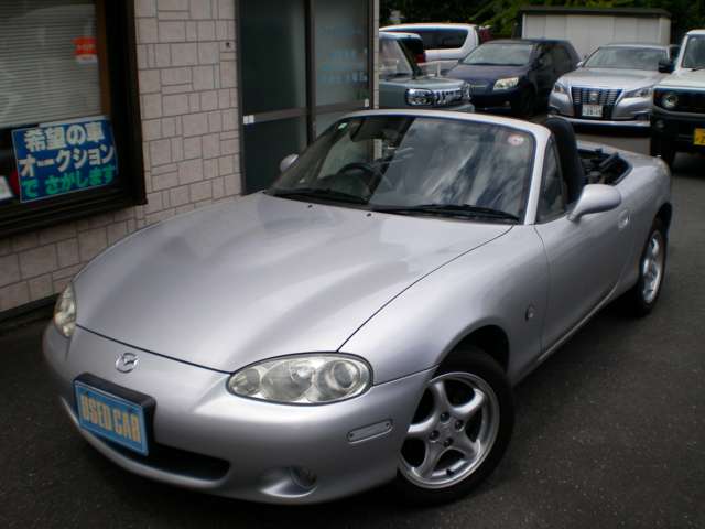 2003 Mazda Roadster – thumbnail 2