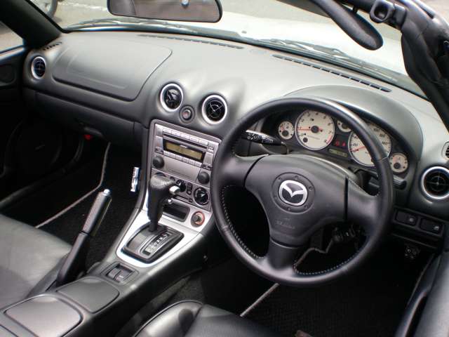 2003 Mazda Roadster – thumbnail 3