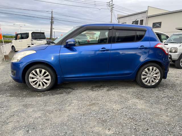 2011 Suzuki Swift – thumbnail 3