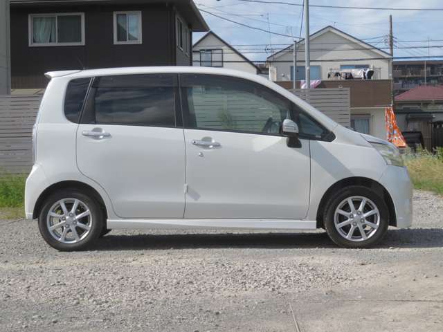 2011 Daihatsu Move – thumbnail 4