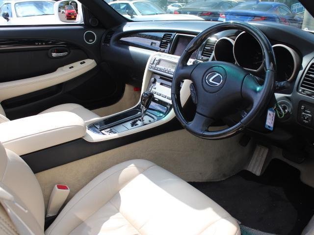 2009 Lexus SC – thumbnail 4