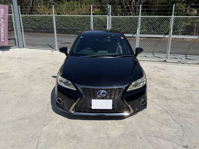 2011 Lexus CT – thumbnail 2
