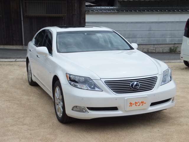 2007 Lexus LS Hybrid – thumbnail 3