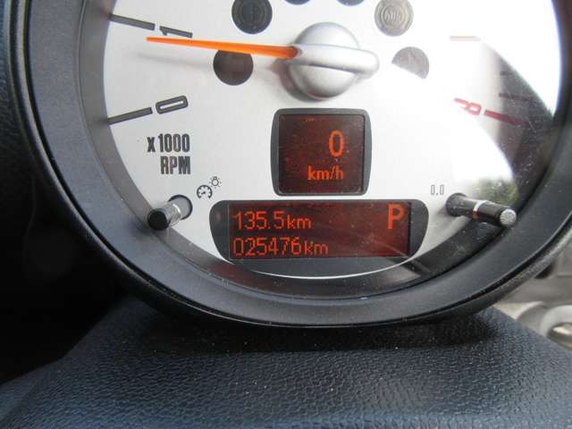 2011 MINI MINI Crossover – thumbnail 4