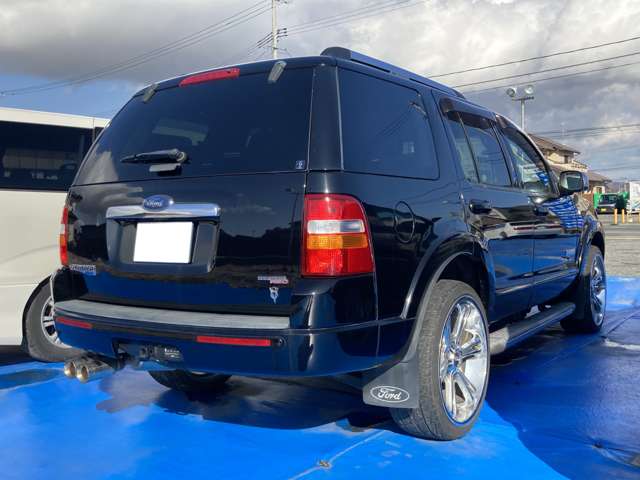 2006 Ford Explorer – thumbnail 4