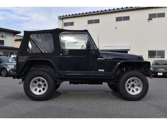 2007 Jeep Wrangler – thumbnail 4