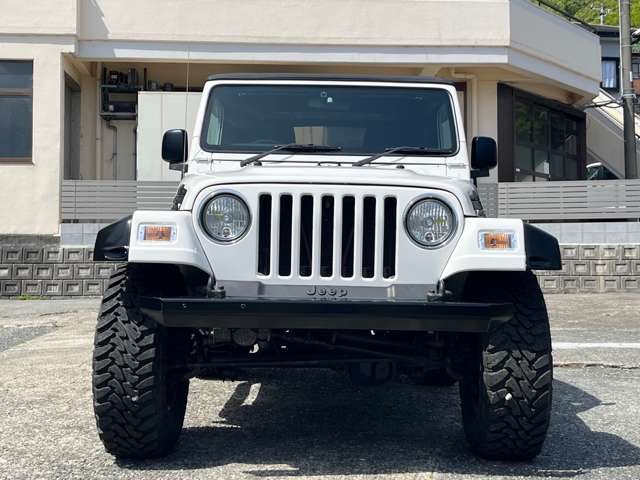 2004 Jeep Wrangler – thumbnail 2
