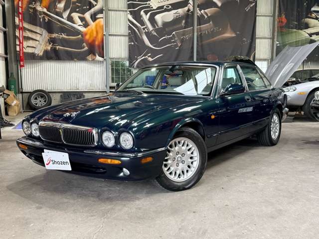 2001 Jaguar XJ