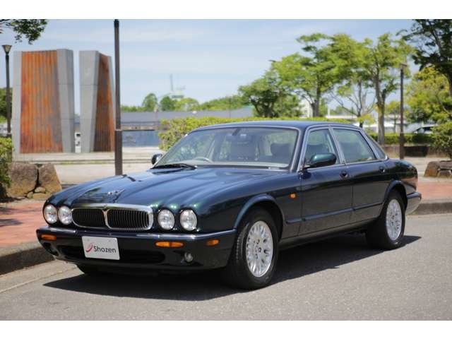2001 Jaguar XJ – thumbnail 3
