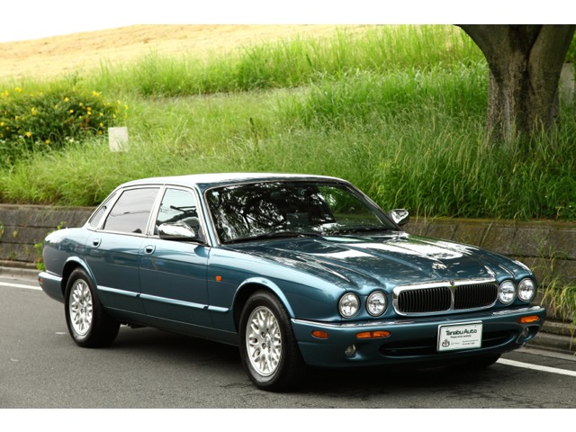 2000 Jaguar XJ