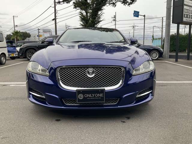2010 Jaguar XJ – thumbnail 3