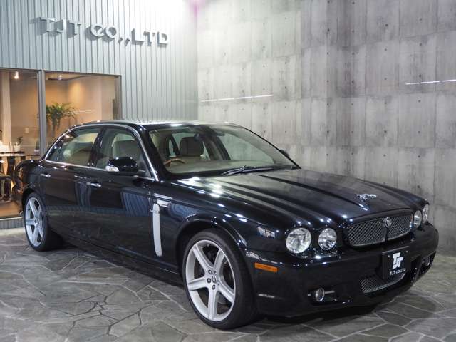 2008 Jaguar XJ – thumbnail 3