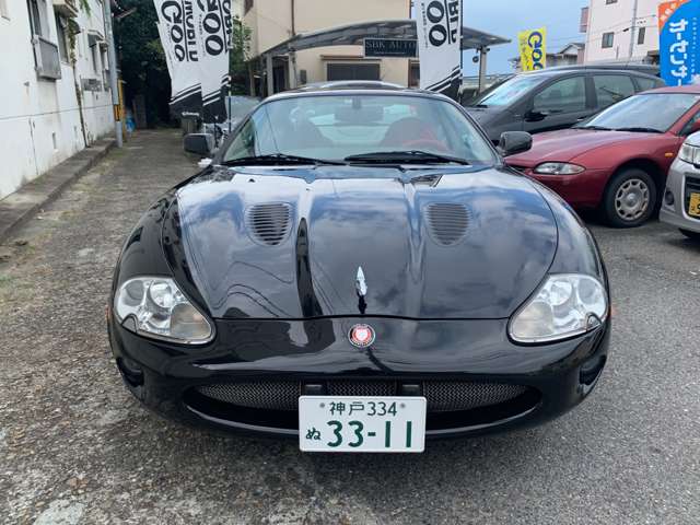 2000 Jaguar XK Series Coupe – thumbnail 3