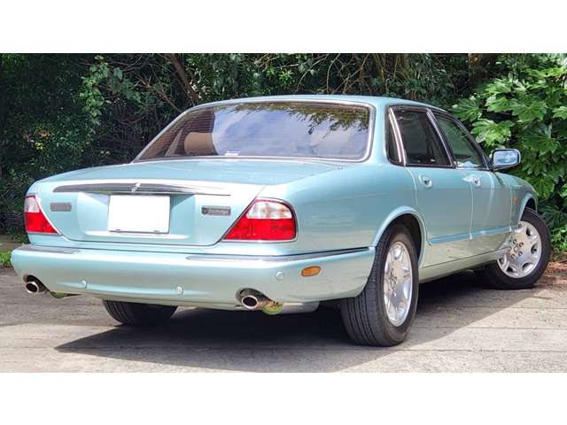 2002 Jaguar XJ – thumbnail 2