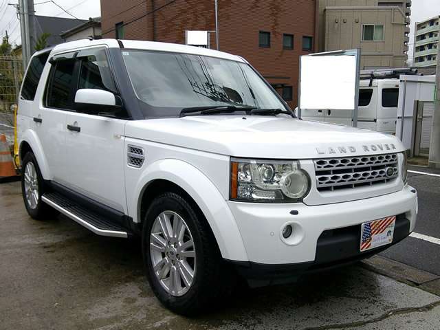 2011 Land Rover Discovery 4 – thumbnail 3
